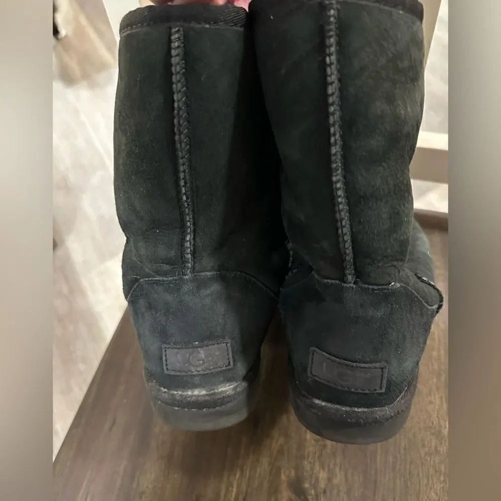 Ugg Classic Short II black size 8 - Picture 5 of 7